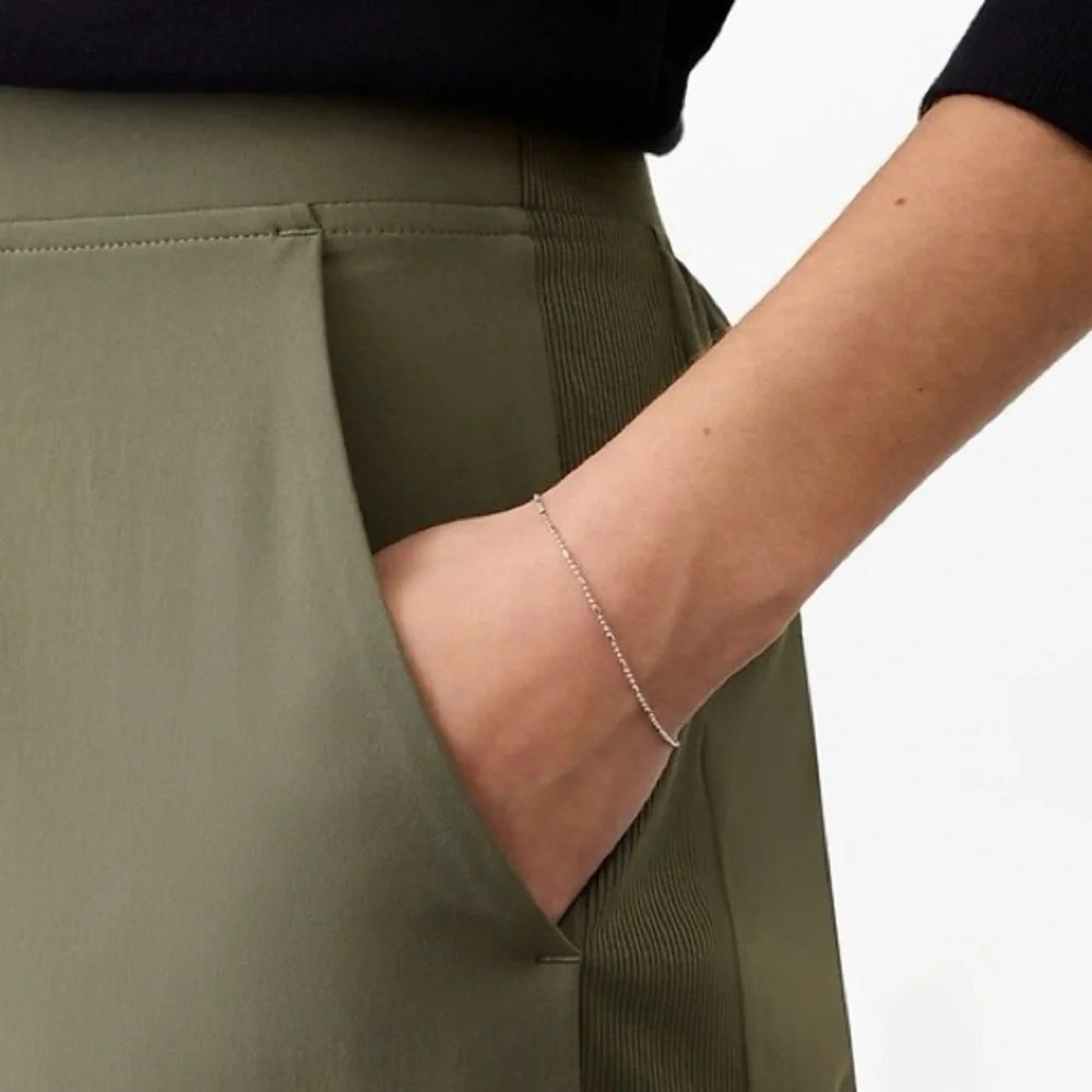 Brooklyn Mid Rise Ankle Pant in‎ Moss Green - Picture 3 of 15